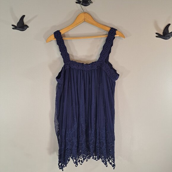 Cato | Top | SIze L - Picture 1 of 8